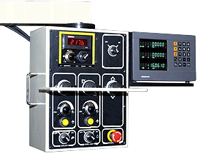The operator control panel of the Topwell VF series of mills